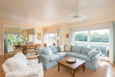 Image de 3br3ba Luxury Turtle Point Townhouse On Lagoon & 18th Fairway