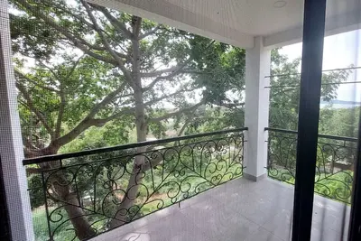 Image de Ocean view Luxury Contemporary New Condo