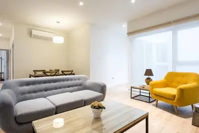Image de Ln3 2ch + 2sll Vestiaire, Terrasse commune avec piscine + Parking sur demand