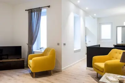 Image de Ln5 2ch + 2sll Vestiaire, Terrasse commune avec piscine + Parking sur demand