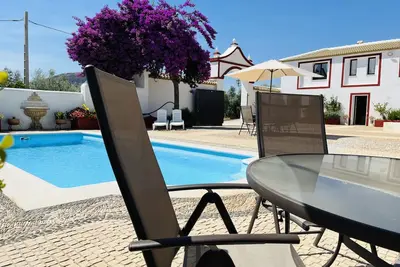 Image de Villa Domínguez - Typical Andalusian farmhouse (Wi-Fi, Bbq, swimmingpool, relax)