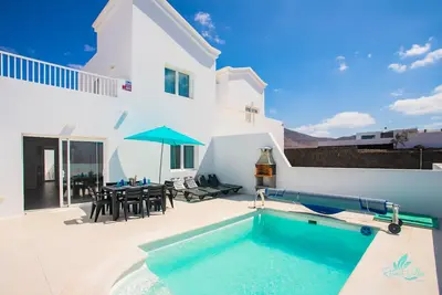 Image de Modern villa, private pool, A/C, not far from Marina Rubicon
