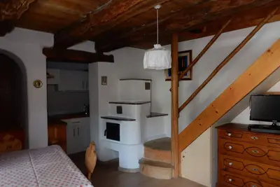 Image de Typical South Tyrolean vacation cottage with garden and terrace