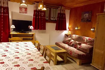 Image de À 290m des pistes de ski, parking, casier à ski, 60m², Valloire