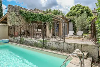 Image de Maison de village avec piscine et terrain de pétanque – Rochegude, Drôme Provençale