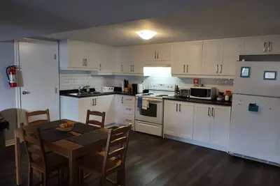 Image de Barrie North Retreat - Great for work crews!