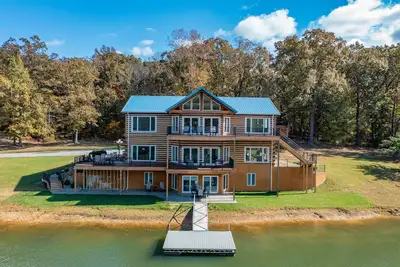 Image de Large Events Welcome W/Full Camper Hookup Sites Available! ! 1. 4 Miles To Ky Lake