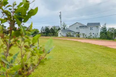 Image de Waterfront Property in New London
