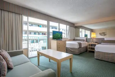 Image de Aqua Aloha Surf Waikiki 705 Deluxe Studio with Lanai and Partial City Views