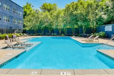 Image de Stylish condo in the heart of buckhead