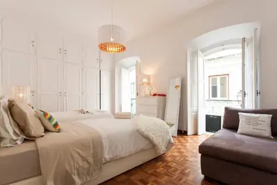 Image de Ginjinha House | 4 Rooms | Bairro Alto | w/Ac by Lisbeyond