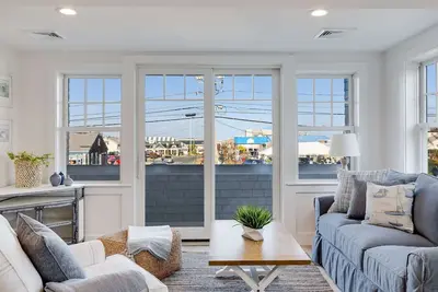 Image de Condo de luxe avec vue sur l'océan en coin (725 pieds carrés)