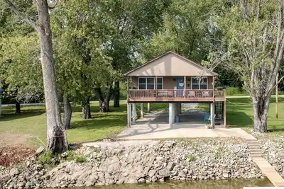 Image de \"Exclusive\" River Cabin on Stilts