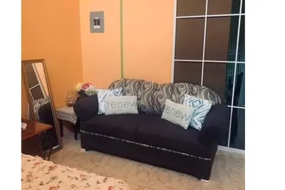 Image de Studio With Air Condition And Water Heater