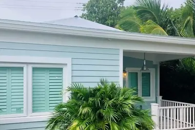 New Caribbean home. Resort access to pool