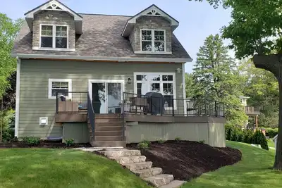 Image de Waterfront Executive Home sleeps 14