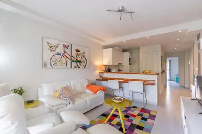 Image de Appartement Zeus avec piscine partagée, A/C et Wi-Fi