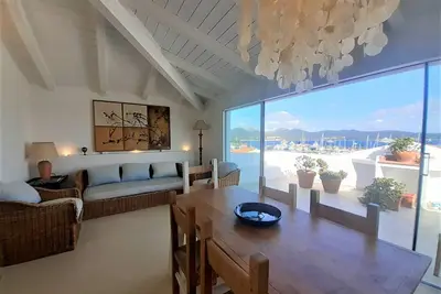 Image de Penthouse with sea view terrace in Porto Rotondo