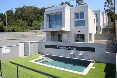 Villas with pool 10 minutes walk from Sanxenxo
