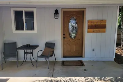 Image de Diamond D Fully Furnished 1 Bedroom Guest House