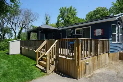 Image de Private Wooded Lot - Sherkston Shores Cottage