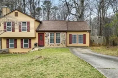 Image de Cozy Four Bedroom House