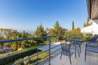 Image de Superbe appartement à Njivice avec WiFi