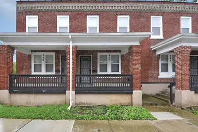 Image de McAllister Townhouse: where comfort and style meet!