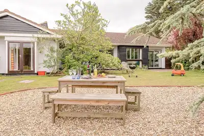 Image de Sea Poppies - sleeps 8 guests in 4 bedrooms