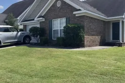 Image de Cozy corporate rental walking distance from Augusta Nationals.