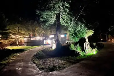 Image de ★ Baywood Redwood Retreat-7bd- Luxury / Rejuvenate.