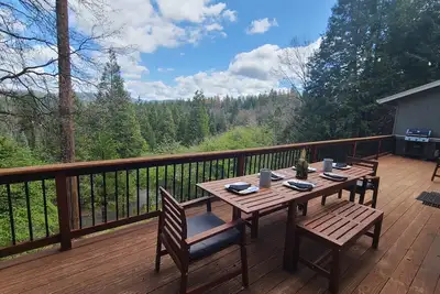 Image de Forest View! 4 Bedroom, Family & Pet-Friendly, Ac, & Forest Hiking Access