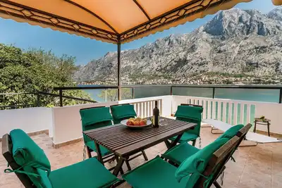 Image de Belle maison de 3 chambres à Kotor