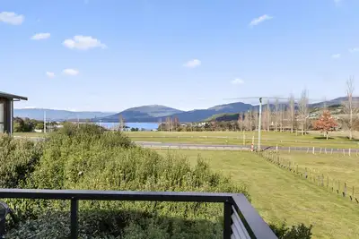 Image de Lake View Hideaway - Kuratau Holiday Home