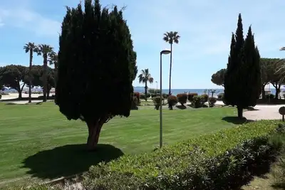 Image de les pieds dans l eau