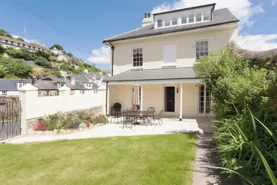 Image de 5 chambres à coucher à Victoria Road