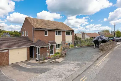 Image de 3 chambres à coucher à Salcombe