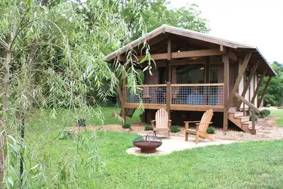 Image de The Carson at Ridgeview. Asheville rental! Luxury Glamping!