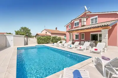 Image de Superbe maison à Stinjan avec WiFi