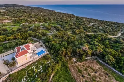 Image de Maison acceptant les animaux à Lun