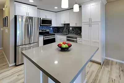 Image de *Charming with Ocean View and Fully Renovated*Ideal Location
