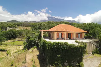 Image de Countryside House on Etna Volcano