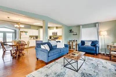 Image de Serene Sequim Retreat w/ Deck: Pets Welcome!