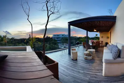 Image de Amazing Penthouse Pvt Pool + Apartment W/ Hot Tub+TerraceRoof +Top Lounge