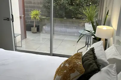 Image de Modern 2 Bedroom + 2 Bathroom apartment Heidelberg Cbd