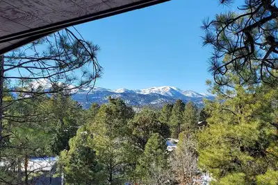 Image de Midtown Chalet w/Sierra Blanca Views, 4 br, 2. 5ba, Cabin in heart of Ruidoso.