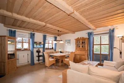 Image de Holiday apartment Staffelberg with sauna and swimming pool