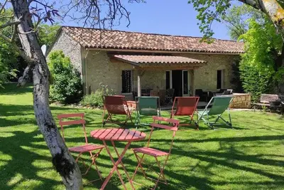 Image de Gîte chaleureux de 4 à 6 personnes avec piscine