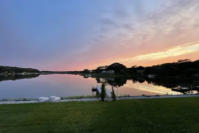 Image de Panoramic Water Views, Plunge Pool, Hot Tub, Fire Pit & Walk to Beach