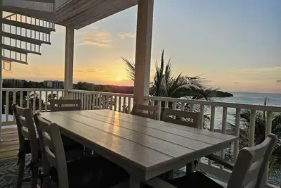 Ocean Front - Steps from the water! Rooftop patio, private dock, heated pool!